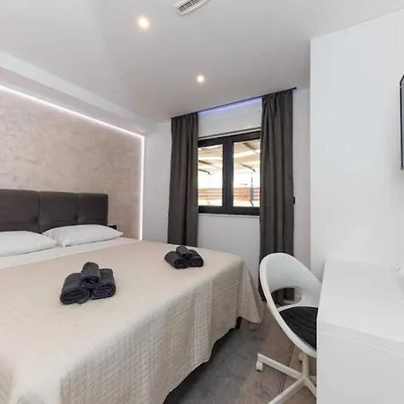 Exclusive Pool & Spa Orange Apartman *
